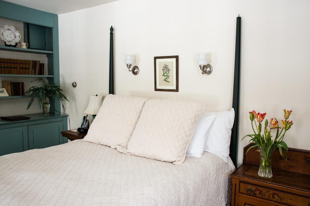 The Old Inn On The Green New Marlborough Chambre photo