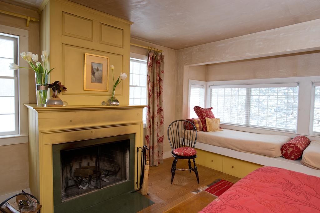 The Old Inn On The Green New Marlborough Chambre photo